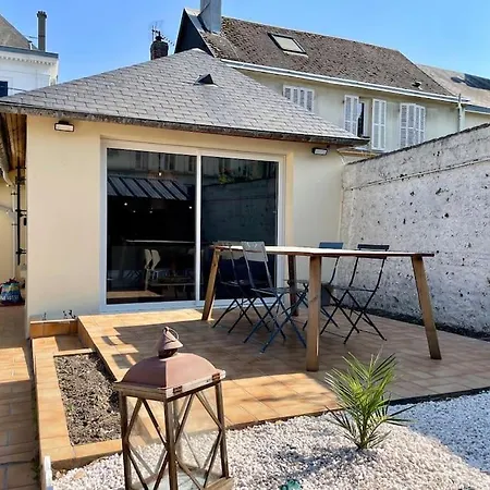 Gare - Le Cabanon Grand Large *